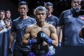 记者：弗洛伦蒂诺希望穆里尼奥重回皇马执教！